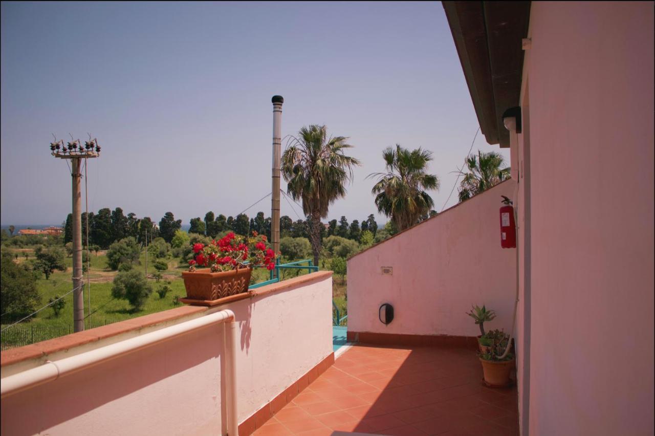 Bed and Breakfast La Trinacria Джардини-Наксос Экстерьер фото