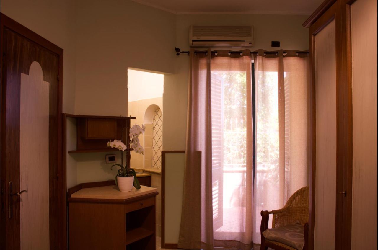 Bed and Breakfast La Trinacria Джардини-Наксос Экстерьер фото